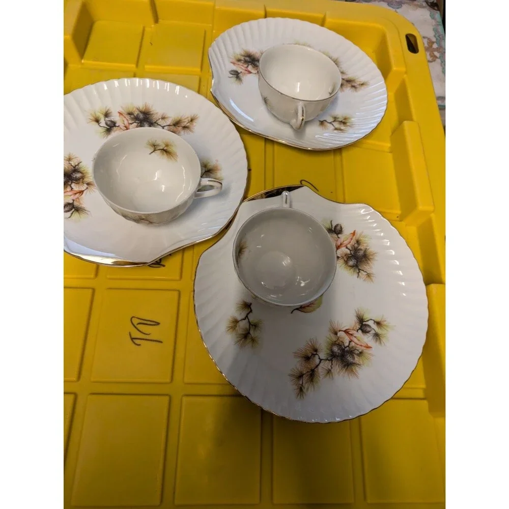 Vintage Japan Pine Needles And Cones, Shell Shaped Snack Plate &Tea Cup  3 Sets